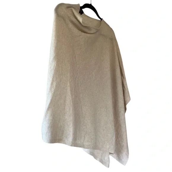 FORTE Cashmere Poncho - Picture 3 of 5